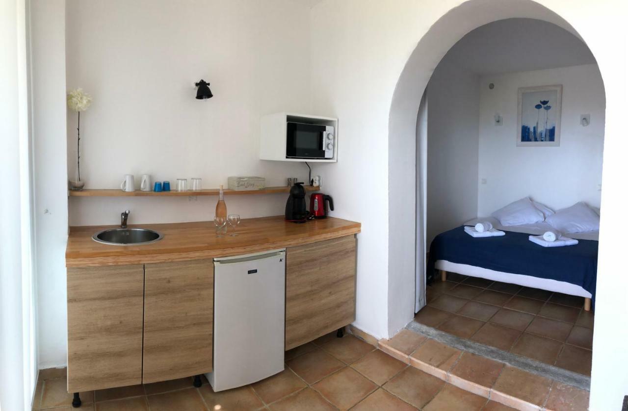 Aloasis Bed & Breakfast Grimaud Exterior photo
